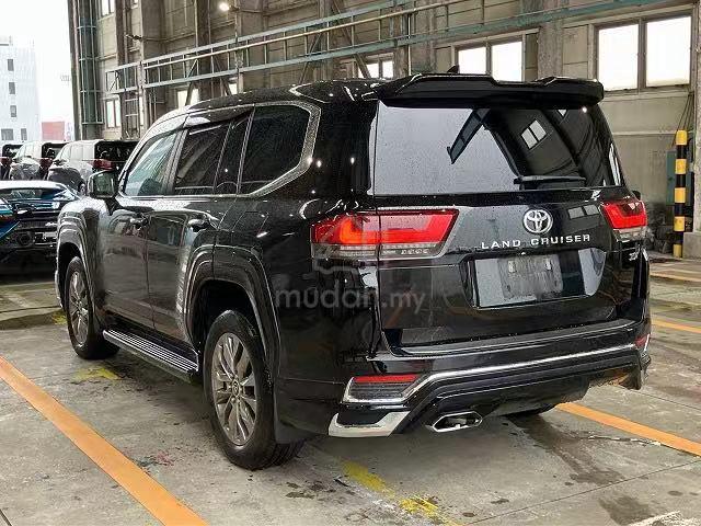 2023 Toyota LANDCRUISER 3.4 ZX BLK INT Modellista - 3