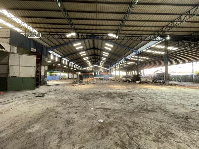 Warehouse For Rent ( Facing Main Road ) - Simpang Empat Alor Setar 1