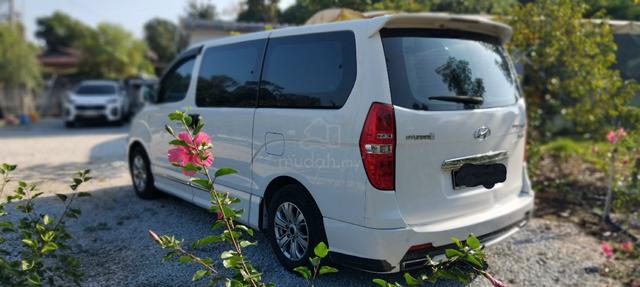 2016 Hyundai GRAND STAREX 2.5 ROYALE (A) - 2