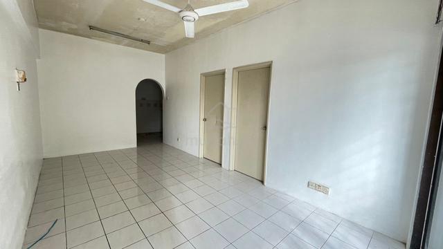 Pangsapuri Perdana (Seksyen 13) 1