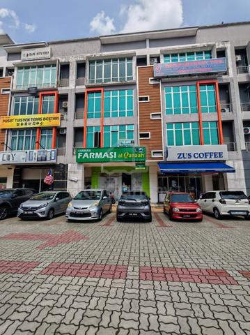 Bandar Seri Alam 1st Floor Commercial Space Main Road Facing for rent 1