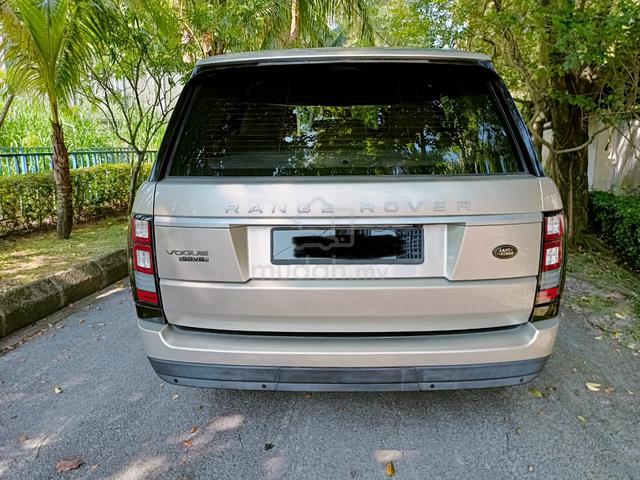 2012 Land Rover RANGE ROVER 4.4 VOGUE SDV8 (A) - 4