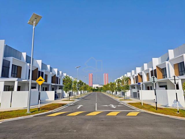 Levane Residences @ Gamuda 257 Double Storey Link House 1