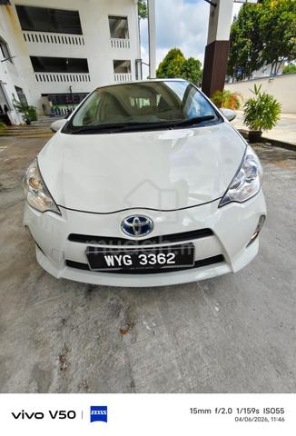 2013 Toyota PRIUS C 1.5 (HYBRID) (A) - 4
