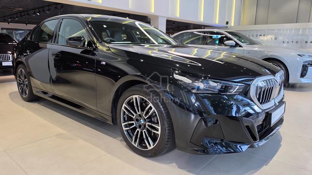2025 Pre Owned Bmw 520I M SPORT 2.0 MY24 G60 (A) - 1