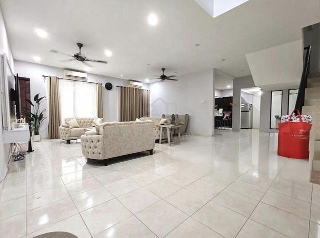 Laman Residen Kipark Sri Utara Taman Wahyu 3 Storey Semi Detached Unit 1