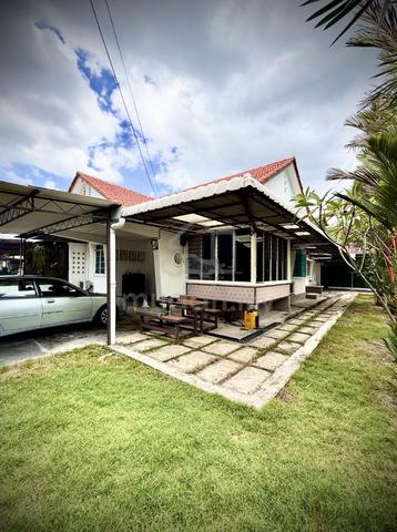 Single-Storey Semi-D in Pulau Tikus 1