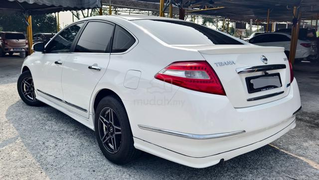 2012 Nissan TEANA 2.0 200  LUXURY boleh loan kedai - 2