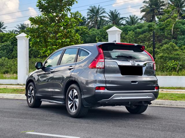 {2016} Honda CR-V 2.4 4WD FACELIFT (A) OFFER OTR - 4