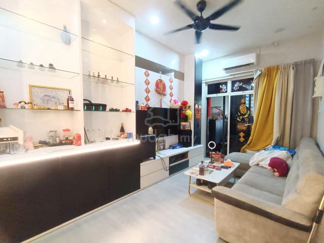 Austin JP Perdana fully renovated single storey terrace house for sale 1