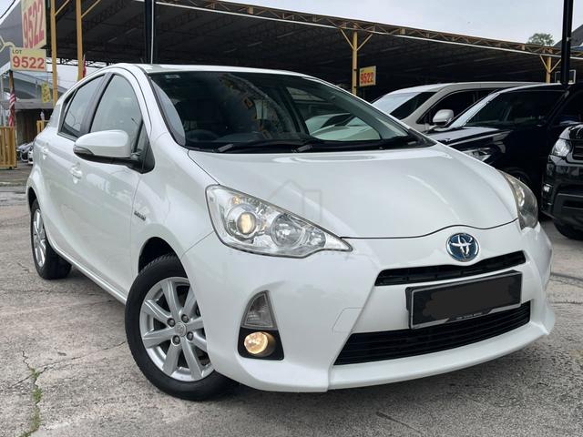 Toyota PRIUS C 1.5 (HYBRID) K/less P/start svc rec - 2