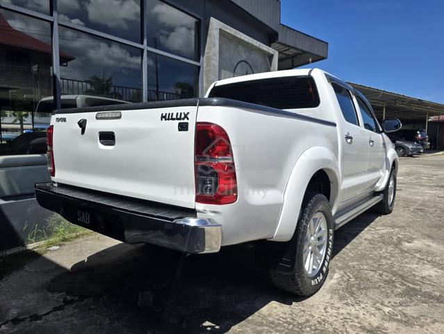 2014 Toyota HILUX Vigo 3.0 G VNT Facelift (A) - 4