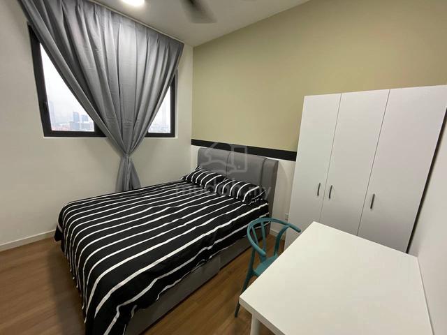Medium Room for rent at M Vertica KL @ Cheras 1
