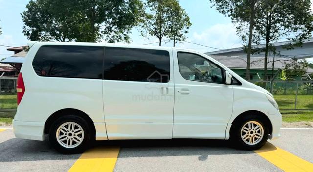 2010 Hyundai GRAND STAREX 2.5 ROYALE (A) - 5