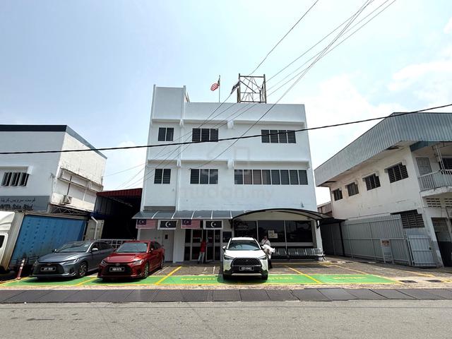 Bangunan Kilang 3 Tingkat Bukit Kecil Kuala Terengganu 1