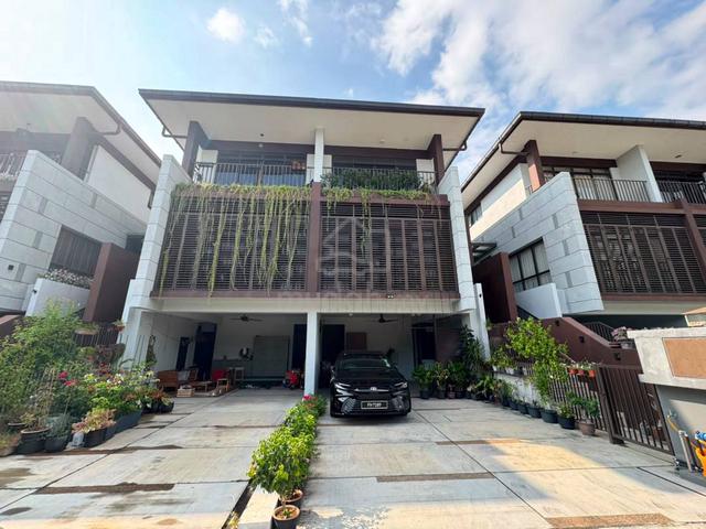 [ SOLAR PANEL INSTALLED ] 3 Storey The Mulia Residence, Cyberjaya 1