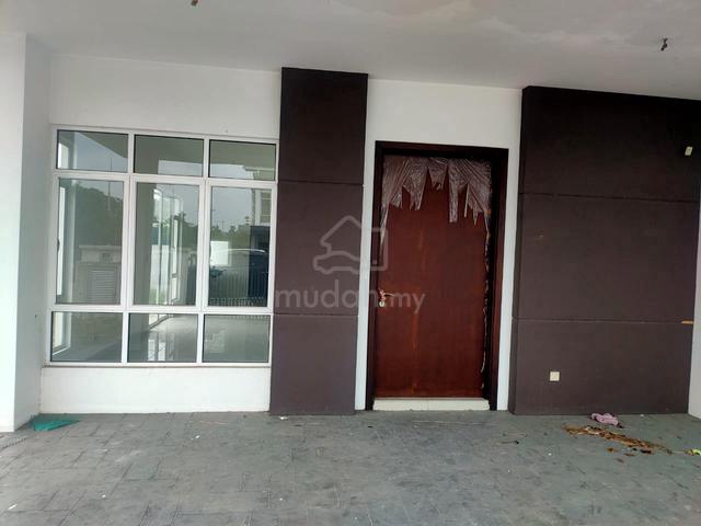 Corner Extra Land Double Storey Semi D Caspia M Residence 2 Rawang 1