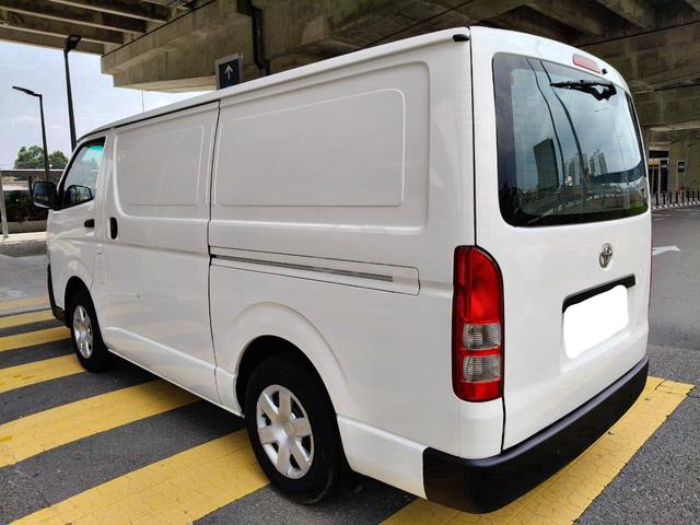 2011 Toyota Hiace 2.5 (M) Panel Van Diesel Engine - 5