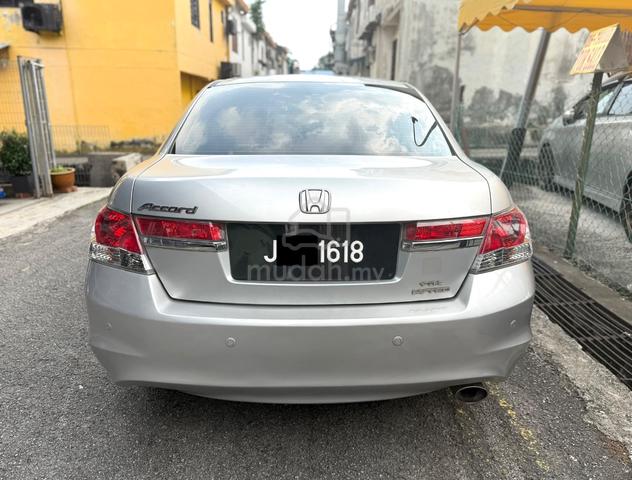2011 Honda ACCORD 2.0 VTi-L FuSpec/F.Loan/Leather - 4