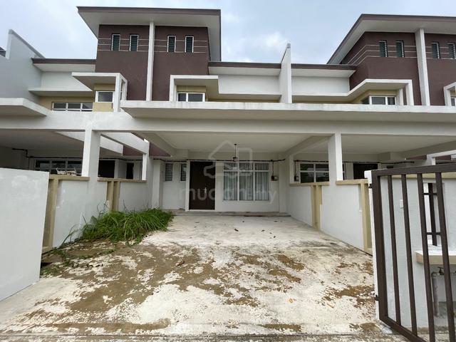 Newly Complete 2 Storey at Bandar Tasik Kesuma 1
