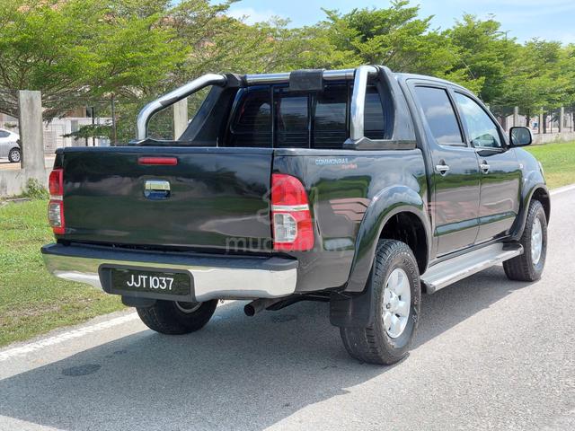 Siap Tukarnama Toyota HILUX 2.5 Auto CATBARU 2006 - 2