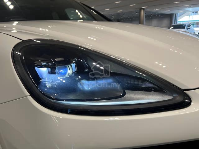 2022 Porsche Cayenne 3.0 Coupe Platinum Edition - 5