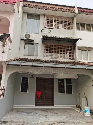 3 Storey Terrace House | Fully Furnish |4R3B | Taman Bukit Intan 1