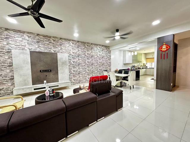 Renovated Freehold 2.5 Storey 22x70 House Taman Meranti Jaya Puchong 1