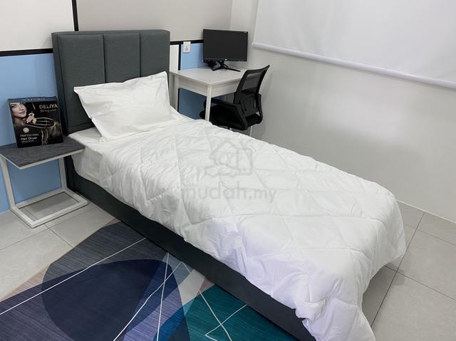 Meritus Residensi 1