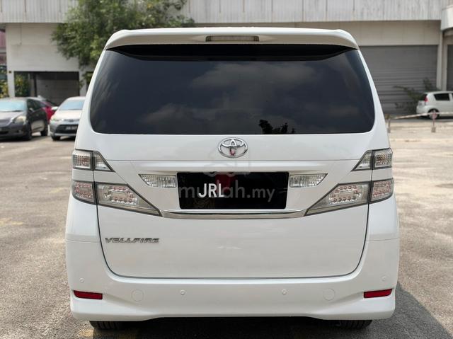 Home Use Only Toyota Vellfire 2.4 X 8 Seater - 4