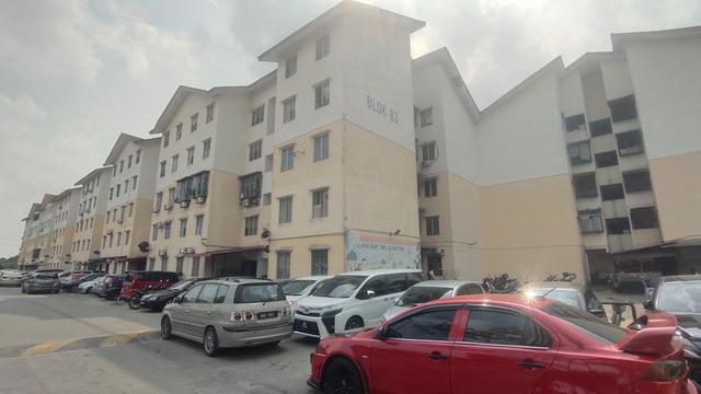 Seri Ayu Apartment 1