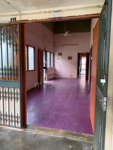 Single Storey Taman Dato Seri Razak Taiping Kamunting Corner Lot 4