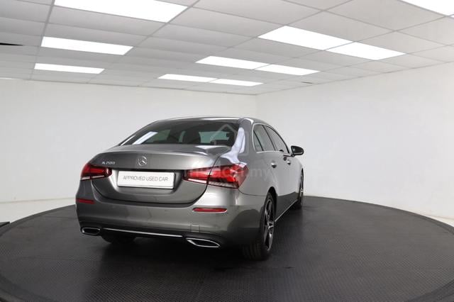 2022 Mercedes Benz A200 Progressive Line Sedan - 3