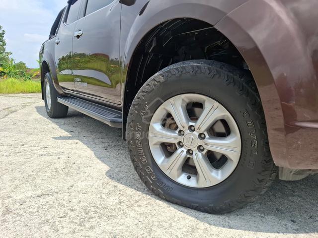 2018 Nissan NAVARA 2.5 V (A) loan kedai - 4