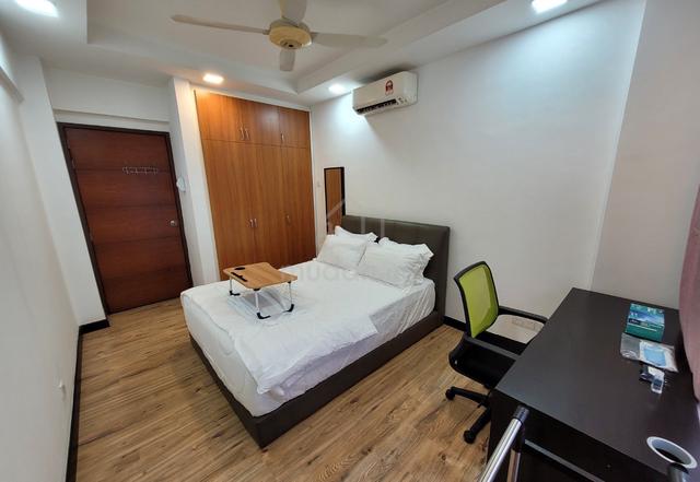 Luxury Master room, F/F, All inclusive, Sunway Velocity Female Only 1