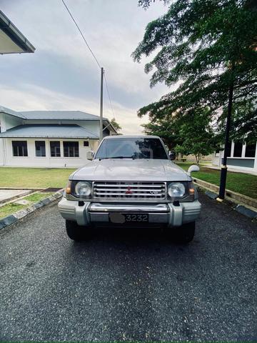 1998 Mitsubishi PAJERO 2.8 (A) - 3