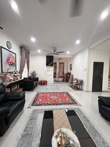 RENOVATED 2.5 Storey Semi D Puncak Bangi Seksyen 6 Bandar Baru Bangi 1