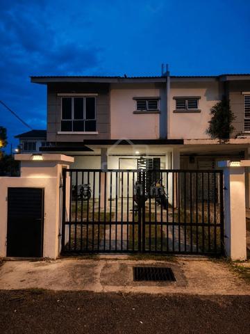 Room rental near KLIA 1