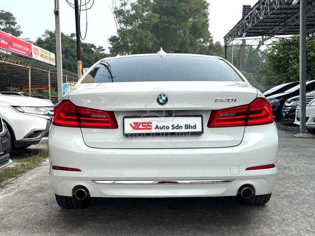 BMW 520i 2.0 LUXURY G30 Facelift Digital Meter - 2