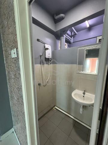 Taman Skyridge Apartment 5