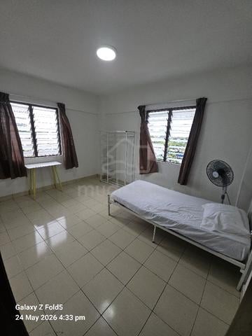 Bilik Master Near MRT KTM Batu Permai Jalan Ipoh 1
