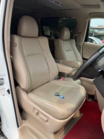 Toyota Alphard 3.5 V6 Local CBU Unit 270HP 340NM - 2