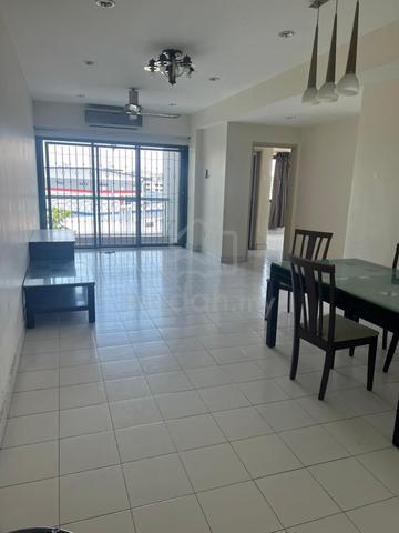 Danga View Apartment 1