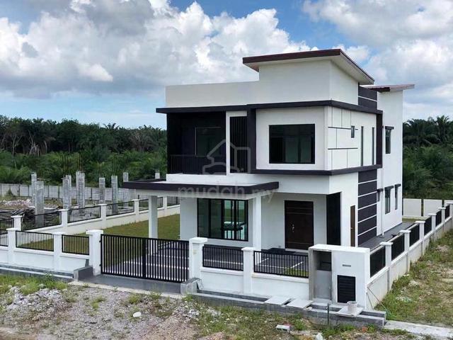 Tanah 18 lot dan Bungalow untuk dijual semua 1