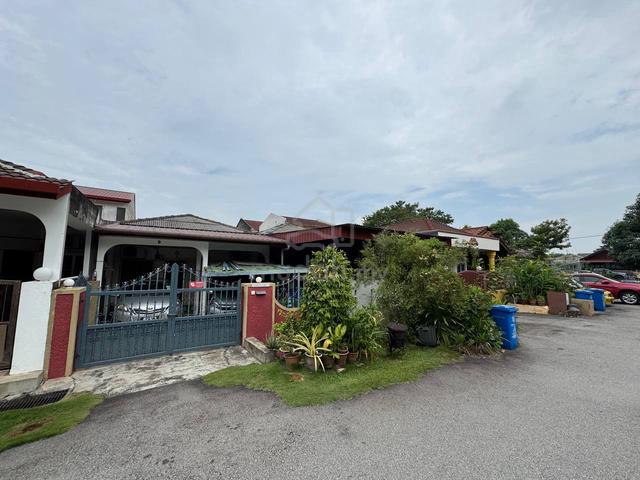 FACING OPEN🔥🔥1 Storey Seksyen 17 Shah Alam 1