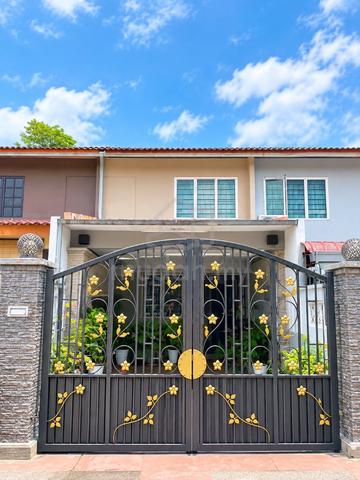 JUAL RUMAH MURAH 💜 Taman Molek JB 1