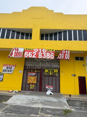 Selesa Jaya Balakong Corner Unit Warehouse / Factory For Rent 1