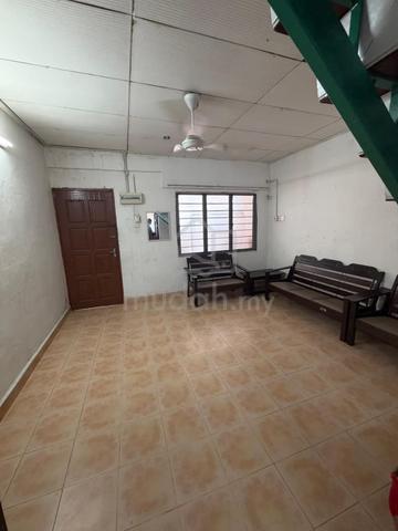 Rumah di Taman Nuri utk Dijual 1