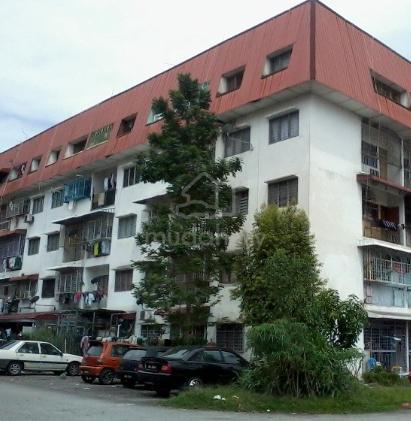 Taman Lembah Maju 600 Apartment 1