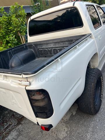 2002 Toyota HILUX 2.8 MY00 LN166R (M) - 4